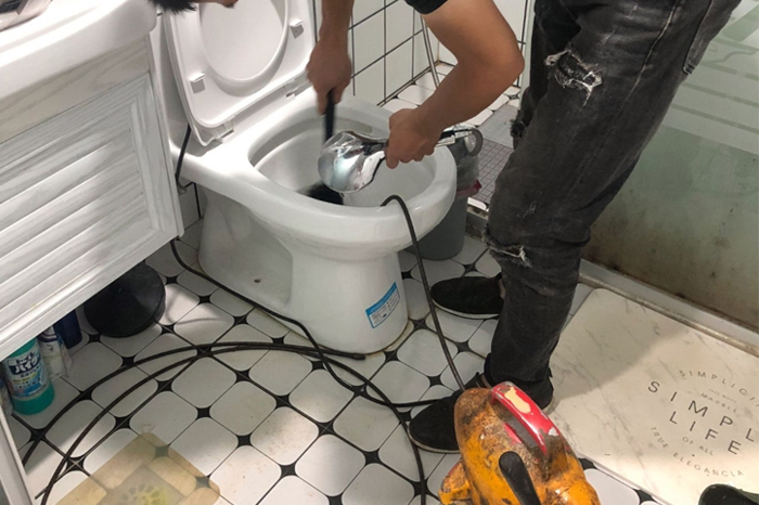 米林疏通下水道